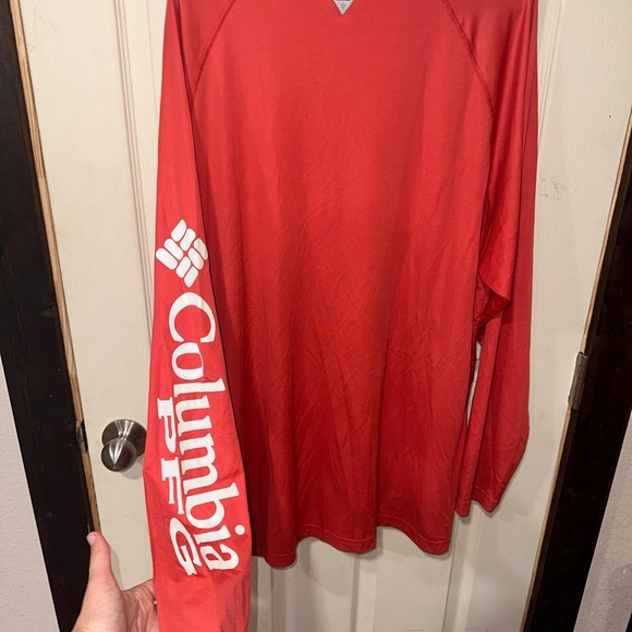 Columbia Crimson Performance Fishing Long Sleeve Shirt - Picture 2 of 2
